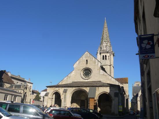 Saint-Philibert Church